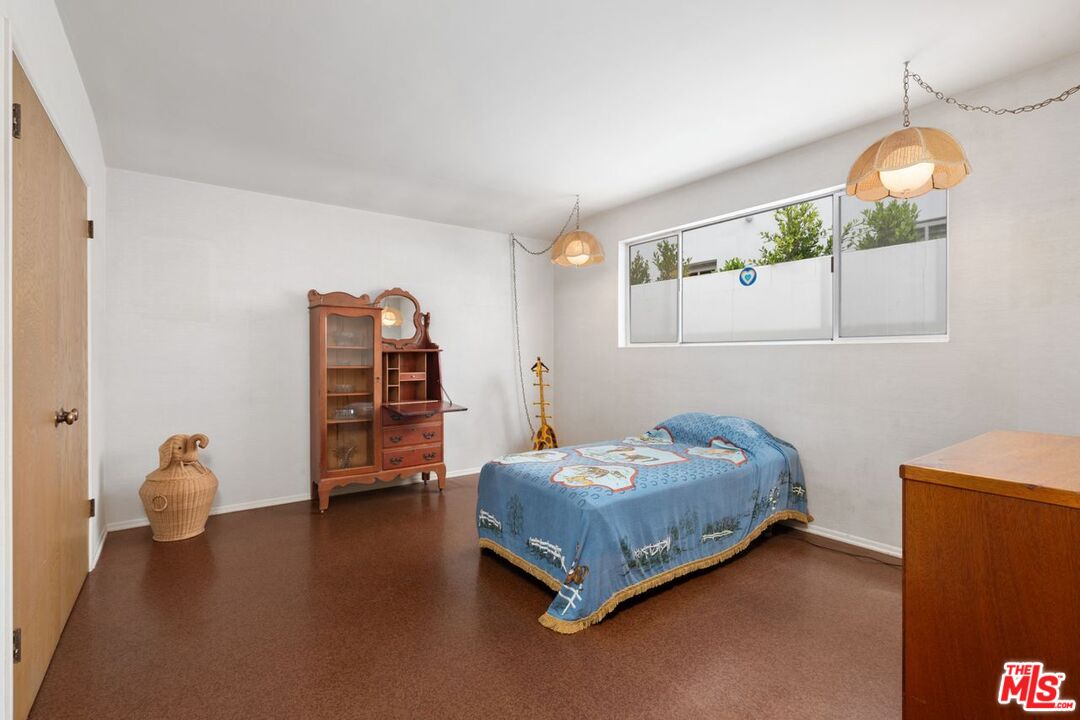 MLS #25546151 image #17