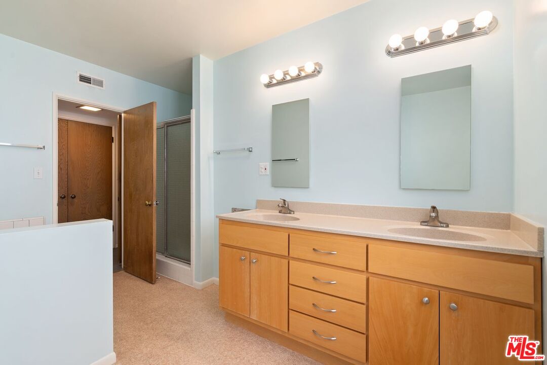 MLS #25546151 image #20