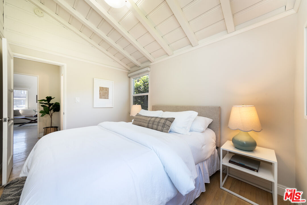 MLS #25546173 image #15