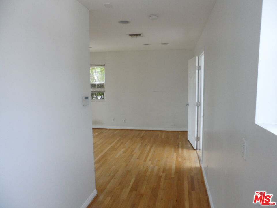 MLS #25546213 image #18