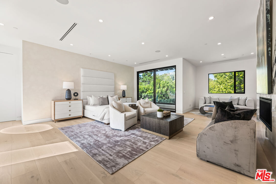 MLS #25546455 image #14