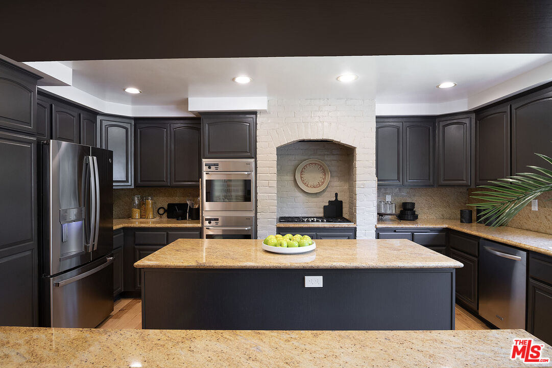 MLS #25546581 image #12