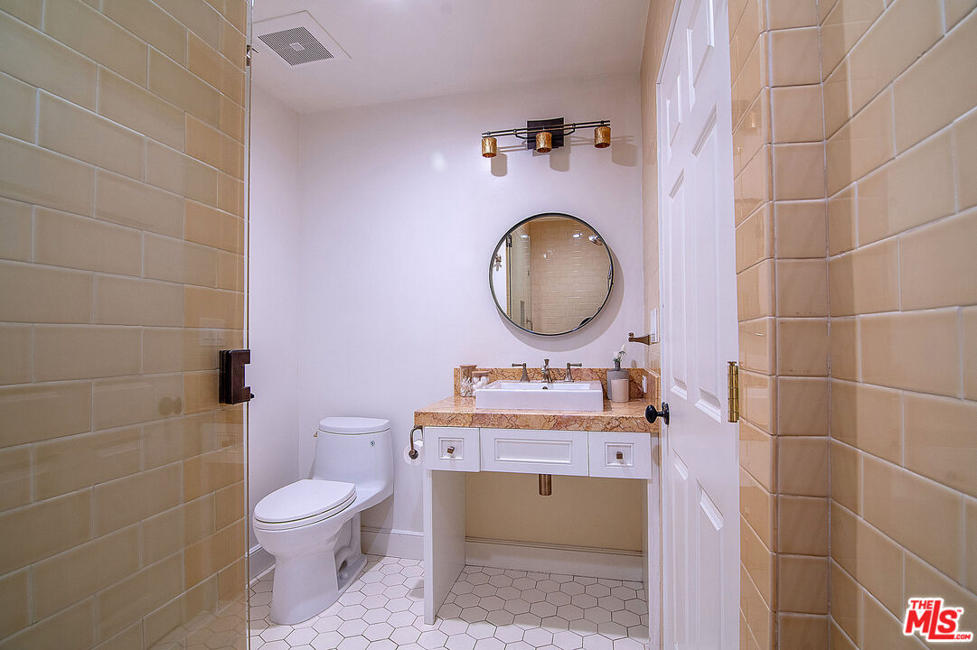 MLS #25546581 image #18