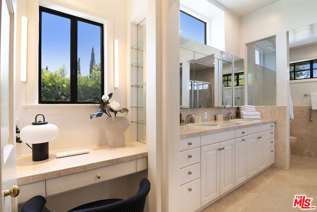 MLS #25546581 image #21