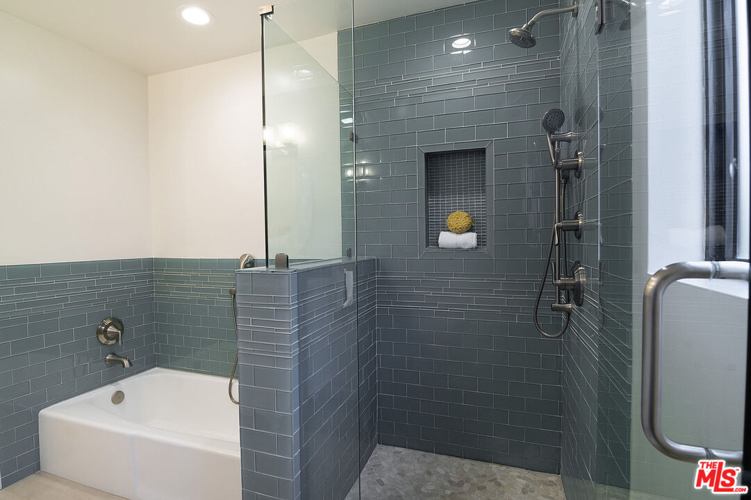 MLS #25546581 image #34