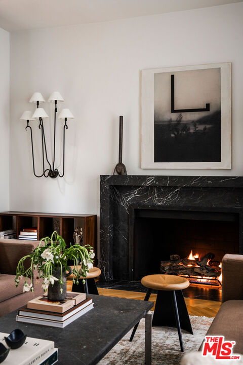 MLS #25546675 image #1