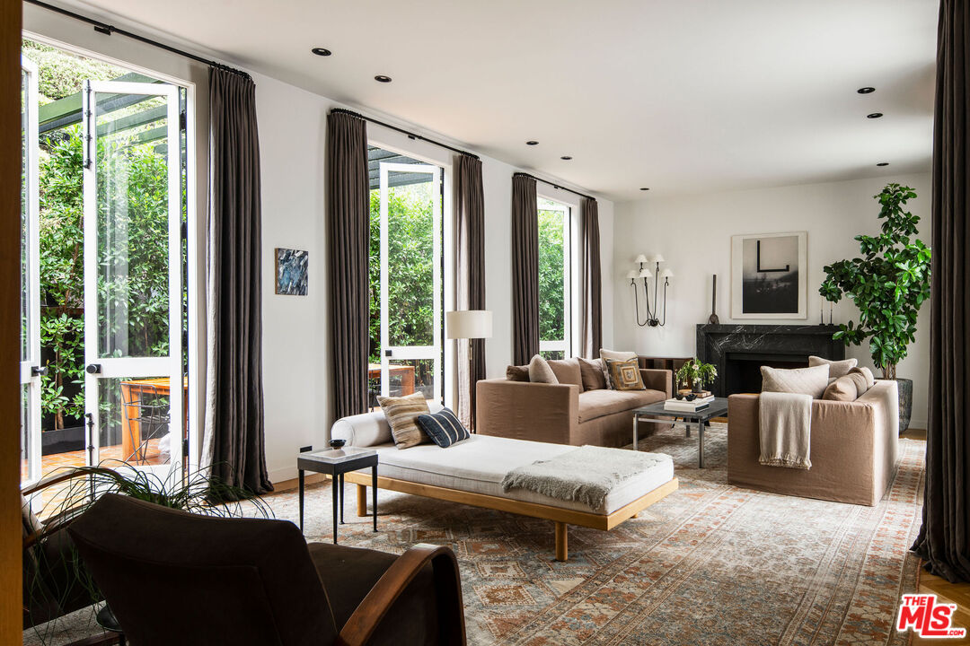 MLS #25546675 image #0