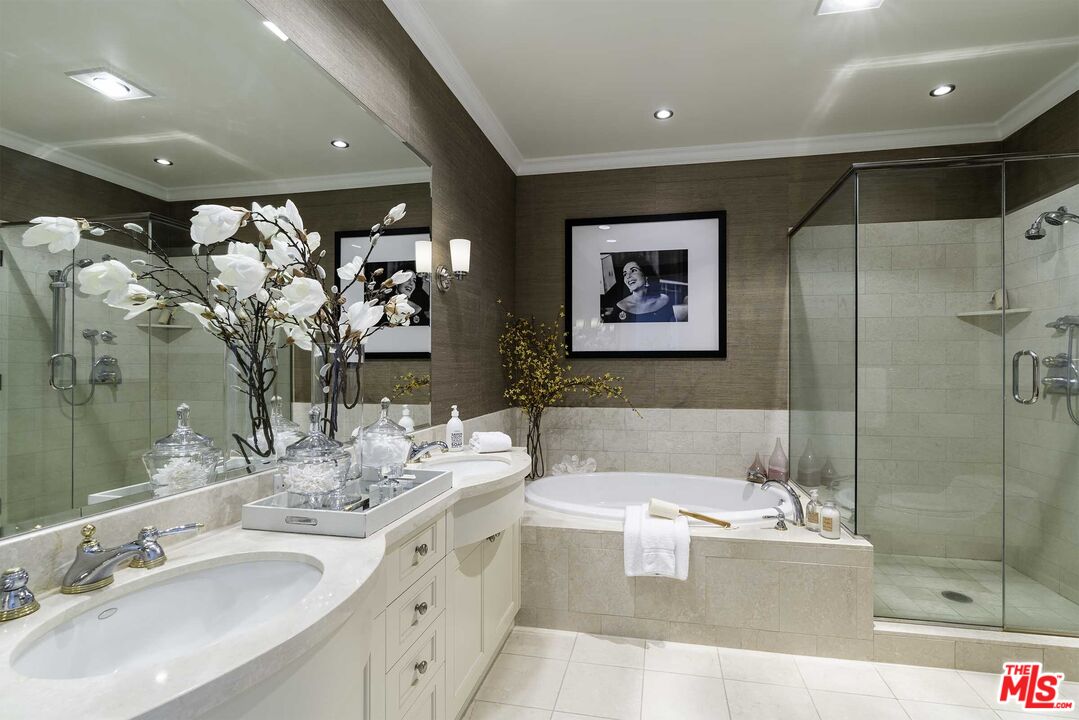 MLS #25546691 image #16