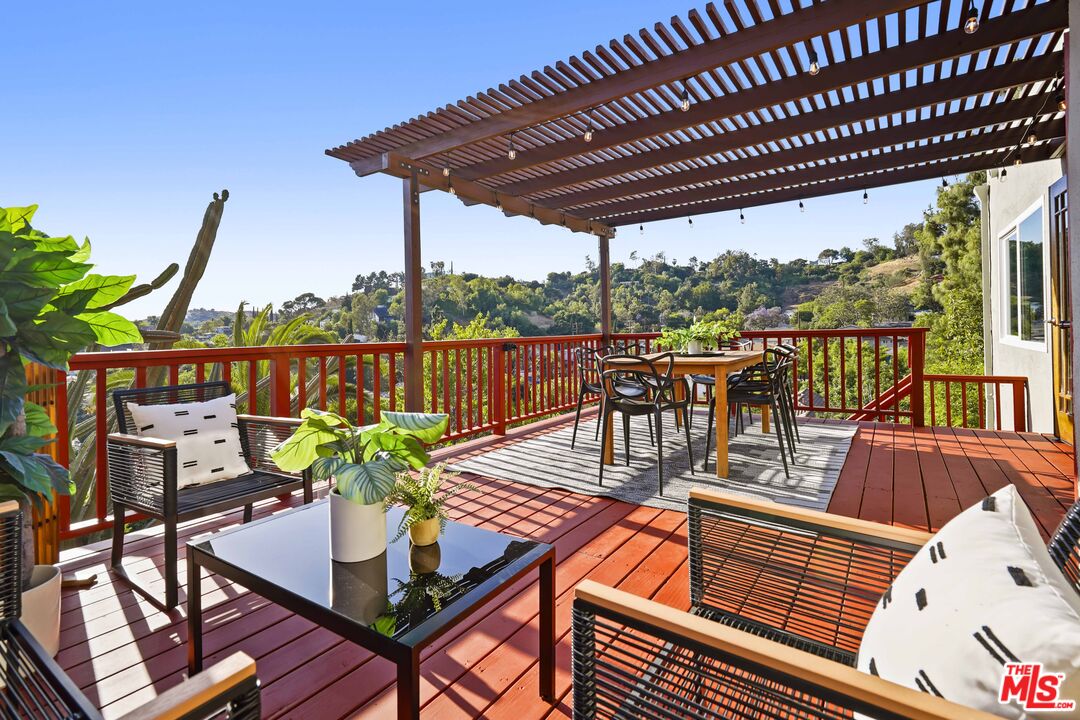 MLS #25547061 image #0