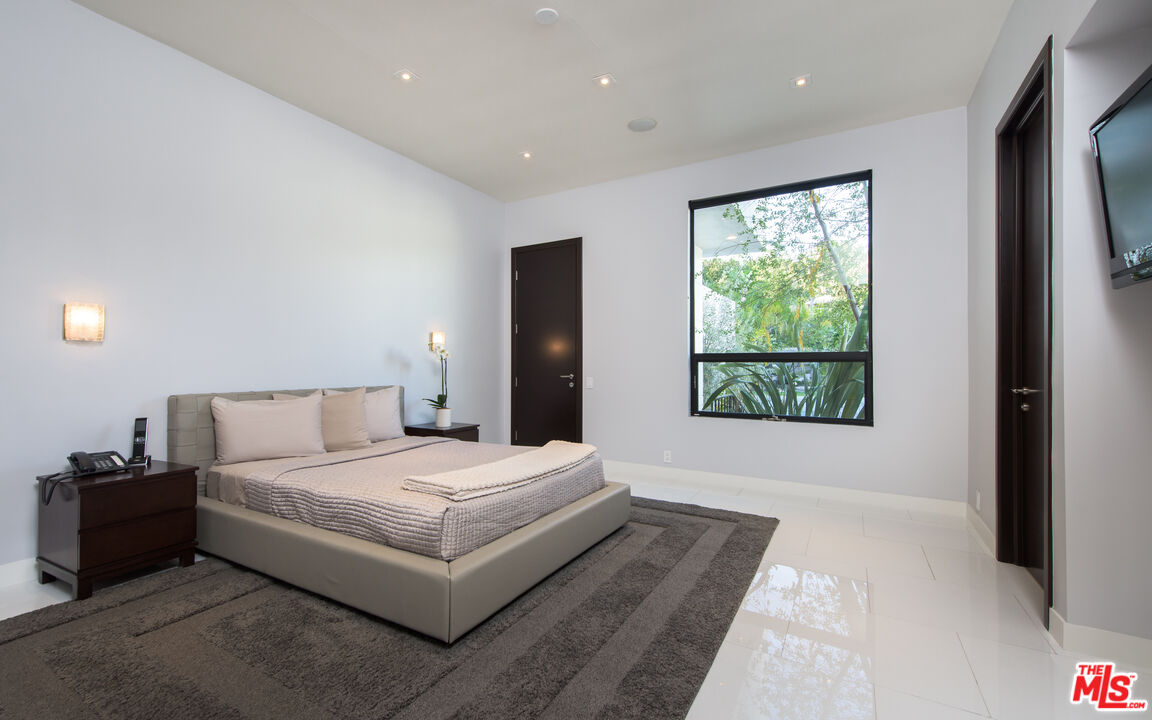 MLS #25547185 image #30