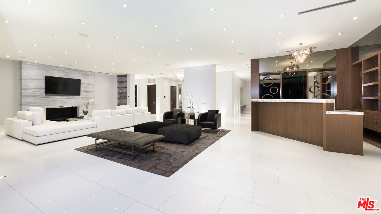 MLS #25547185 image #8