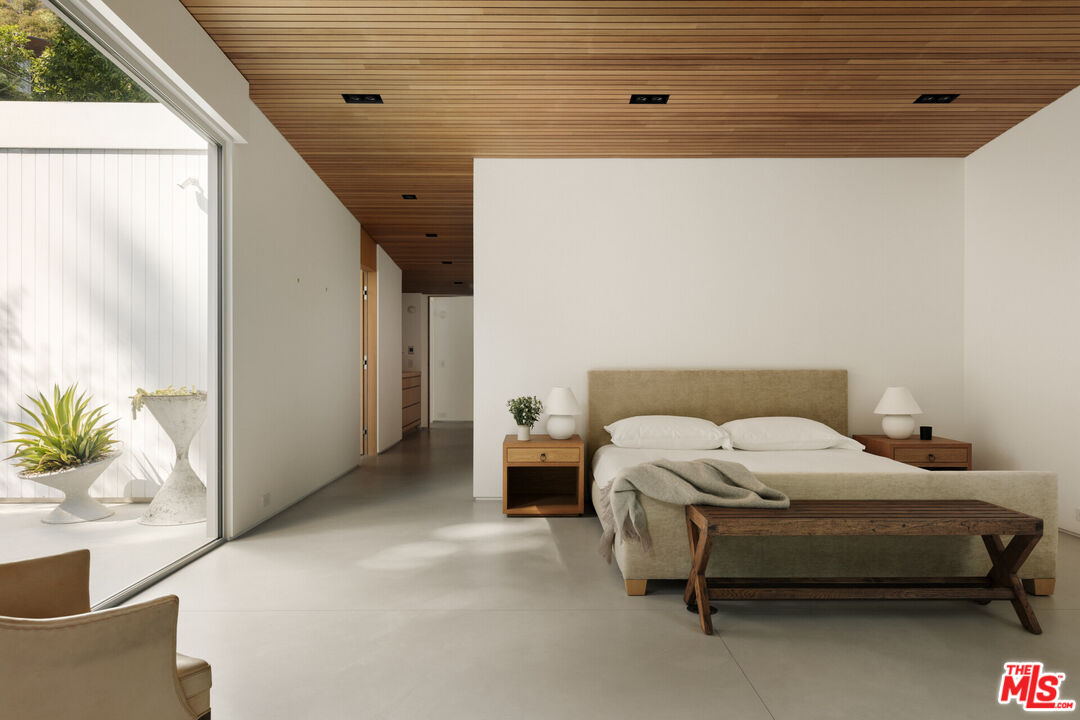 MLS #25547193 image #12