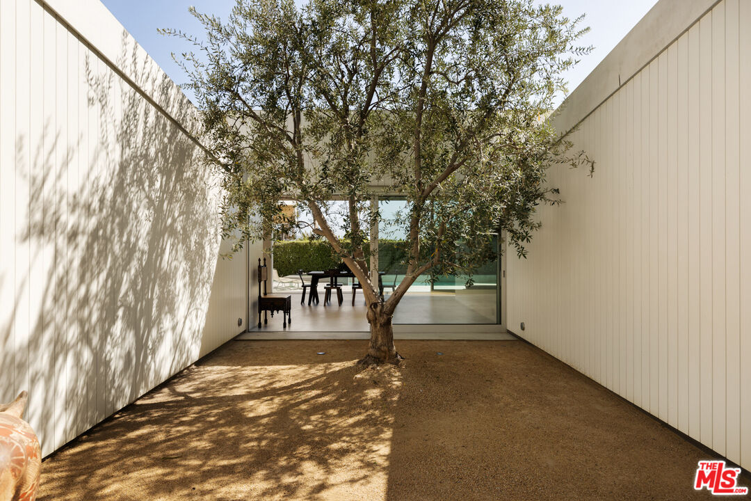 MLS #25547193 image #5