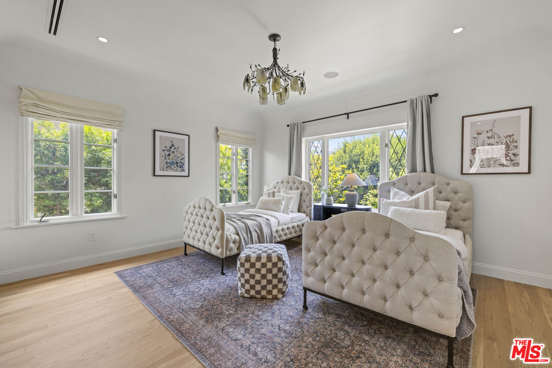 MLS #25547387 image #30