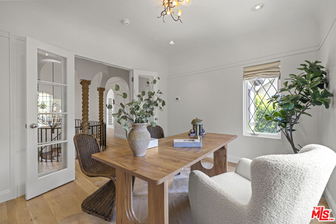 MLS #25547387 image #34