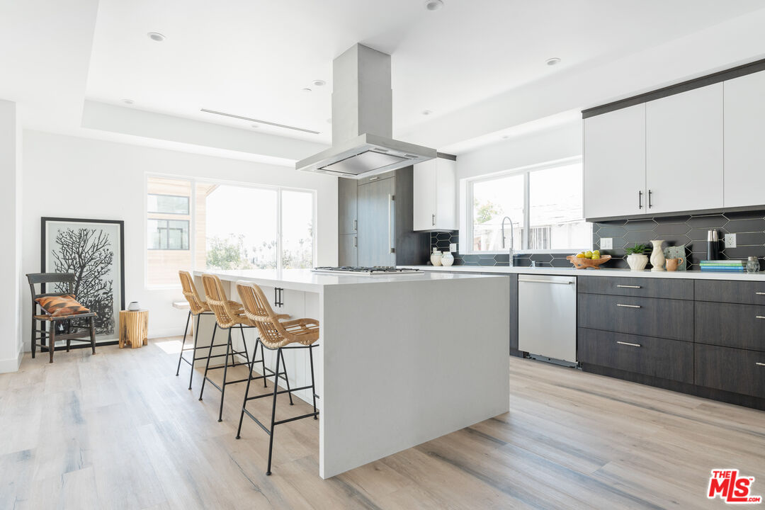 MLS #25547411 image #18