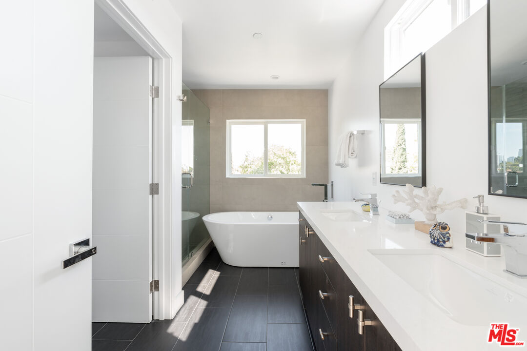 MLS #25547411 image #28