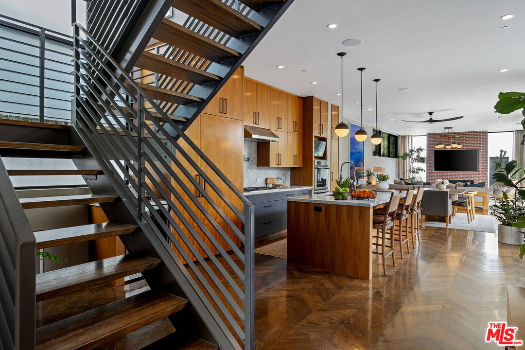 MLS #25547553 image #12