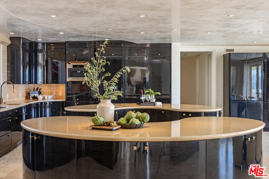 MLS #25547625 image #10