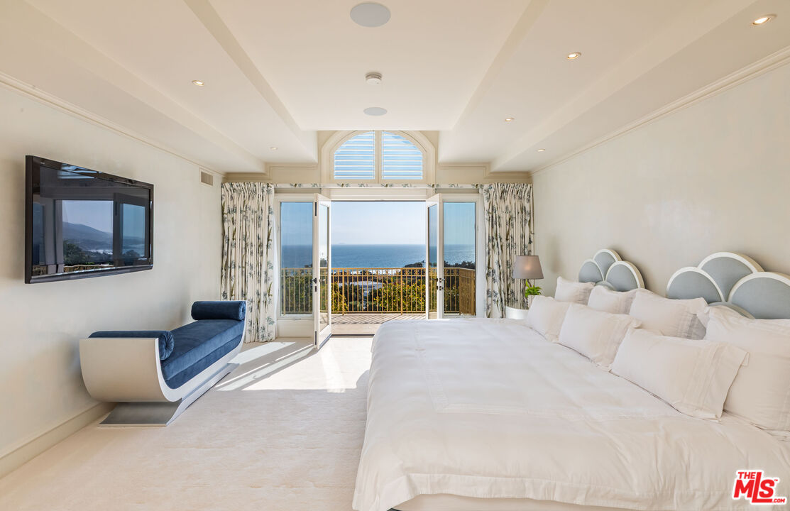 MLS #25547625 image #17