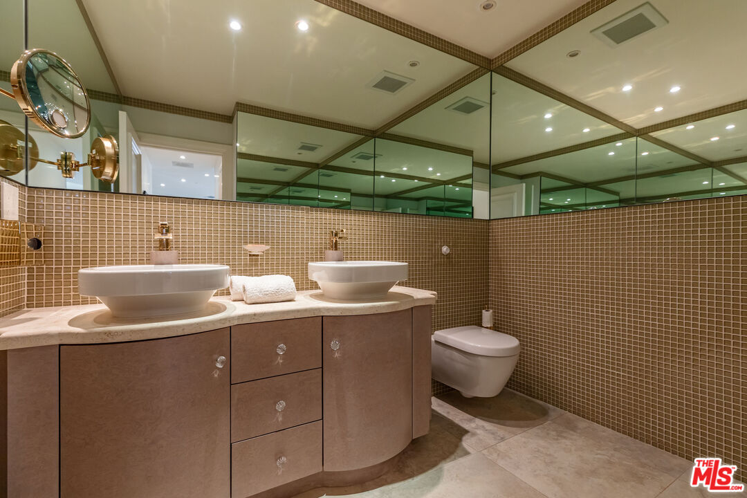 MLS #25547625 image #24