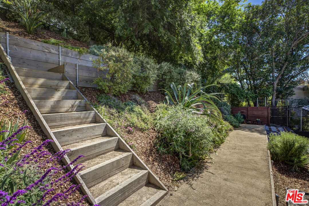 MLS #25547847 image #21