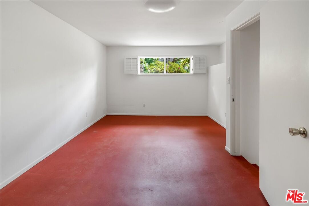 MLS #25548135 image #24