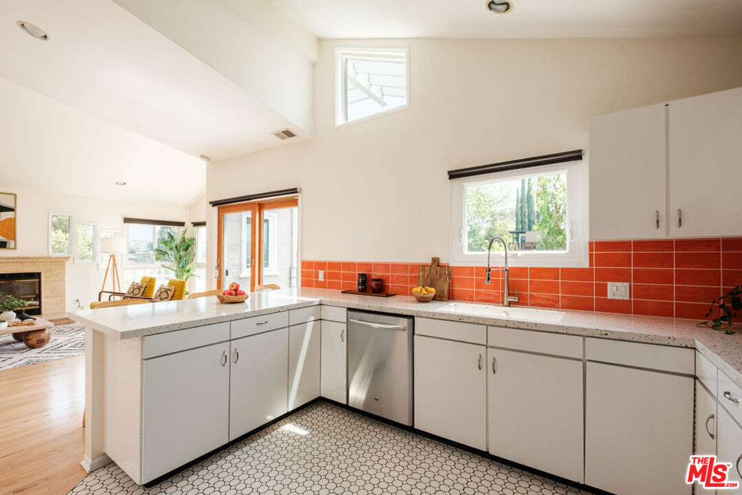 MLS #25548213 image #18