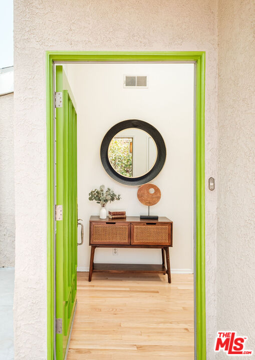 MLS #25548213 image #2