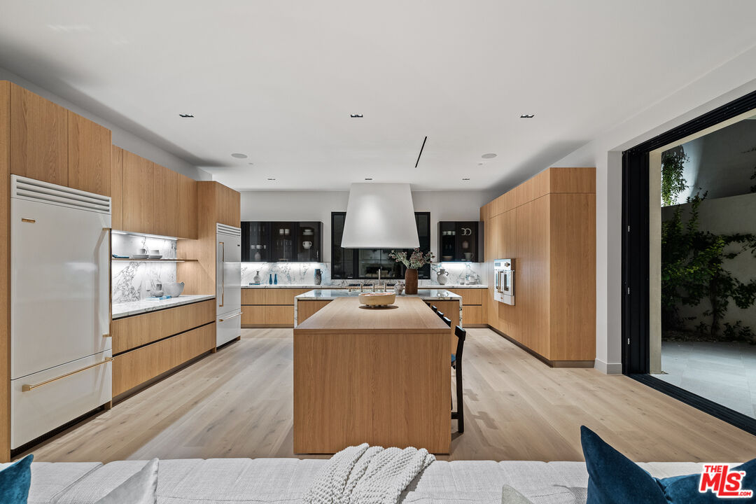 MLS #25548473 image #19