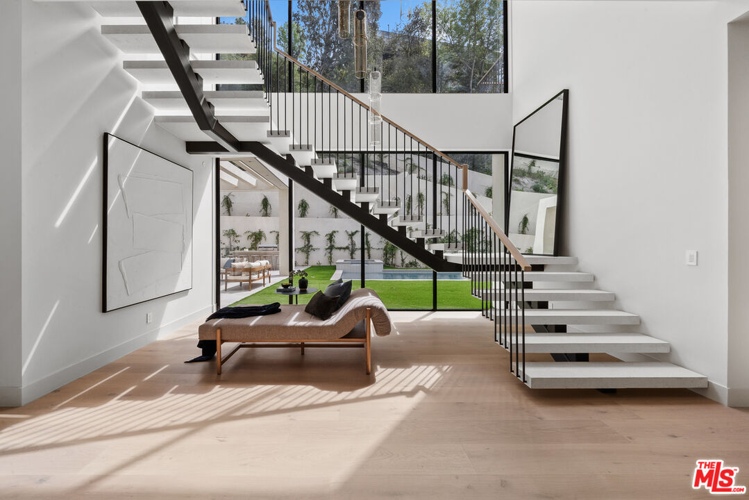 MLS #25548473 image #35