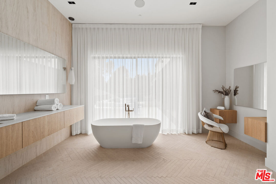 MLS #25548473 image #43