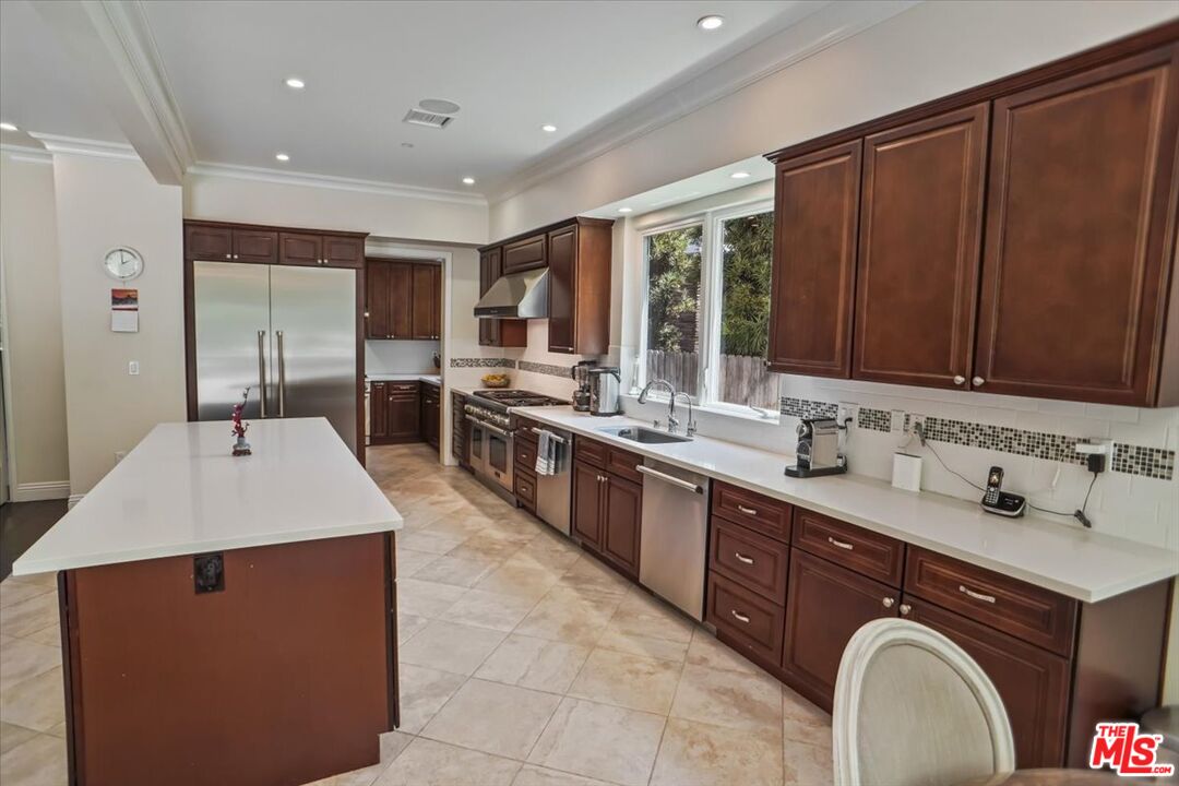 MLS #25548693 image #14