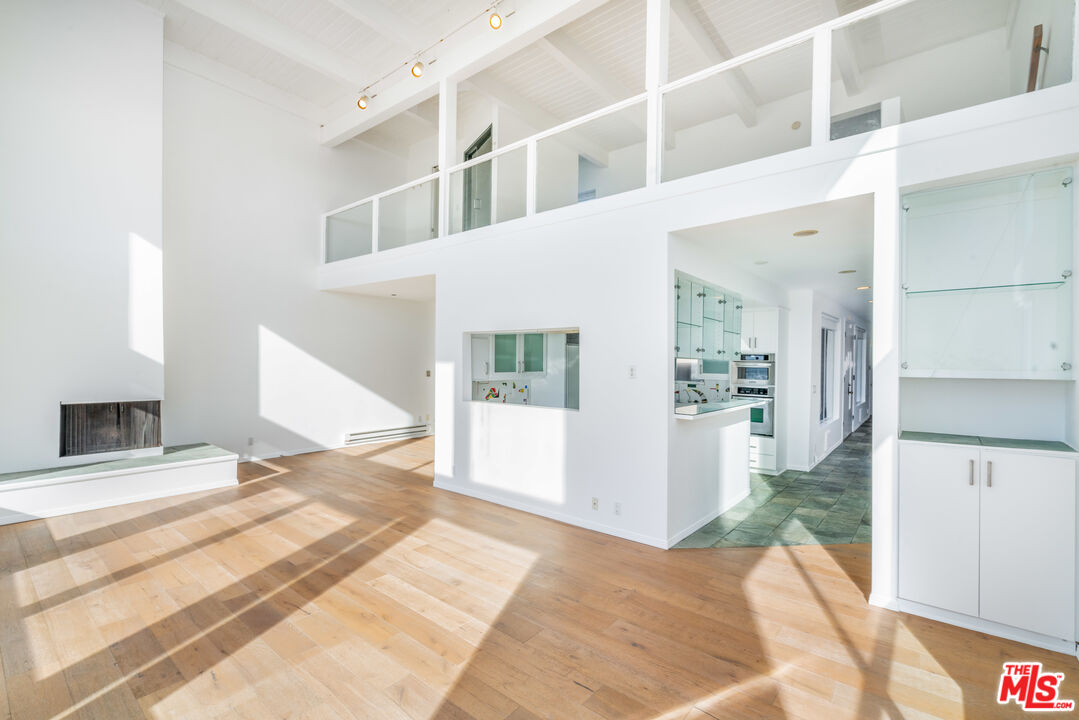 MLS #25548759 image #9