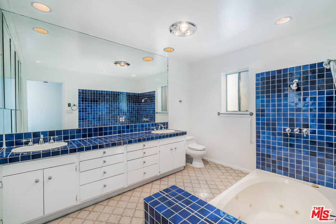 MLS #25548759 image #24