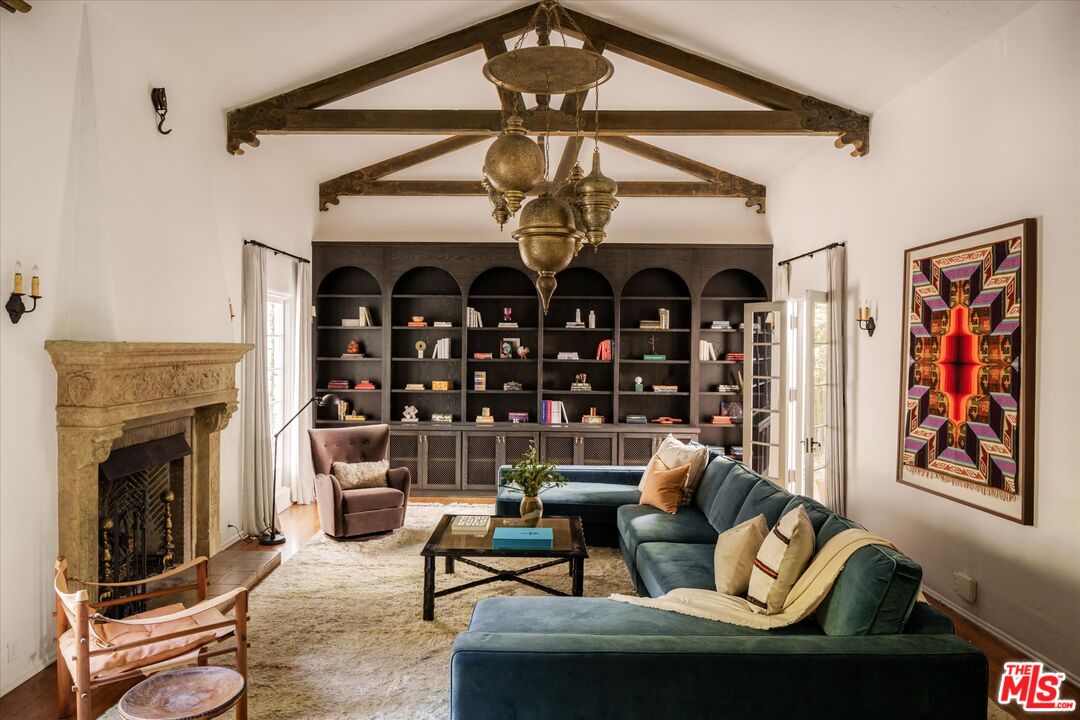 MLS #25548877 image #1