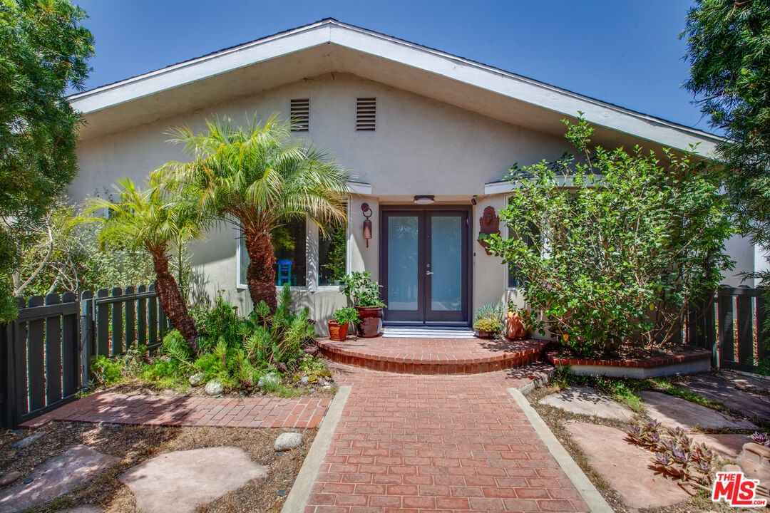 MLS #25549007 image #0