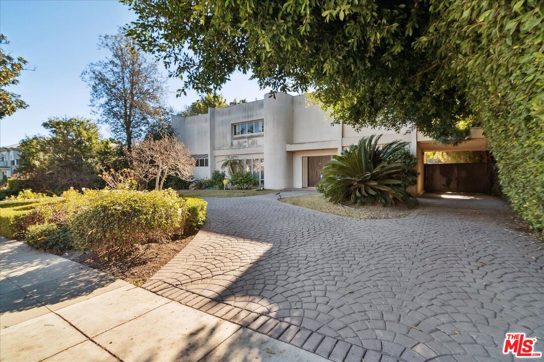 MLS #25549109 image #0