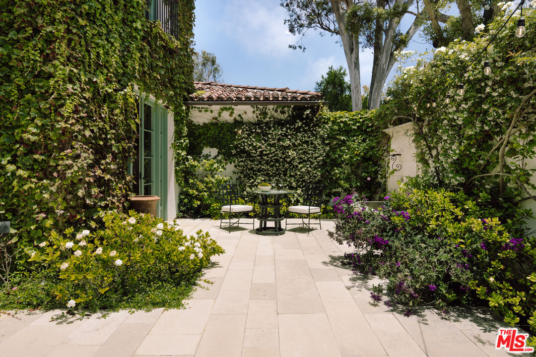 MLS #25549509 image #2