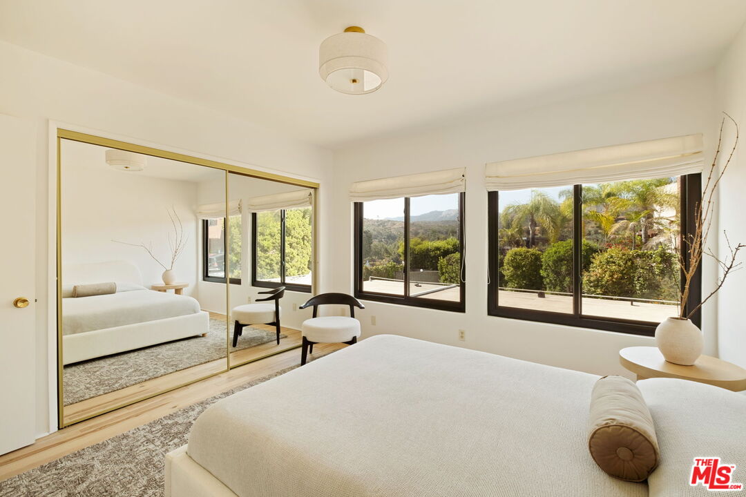 MLS #25549629 image #16