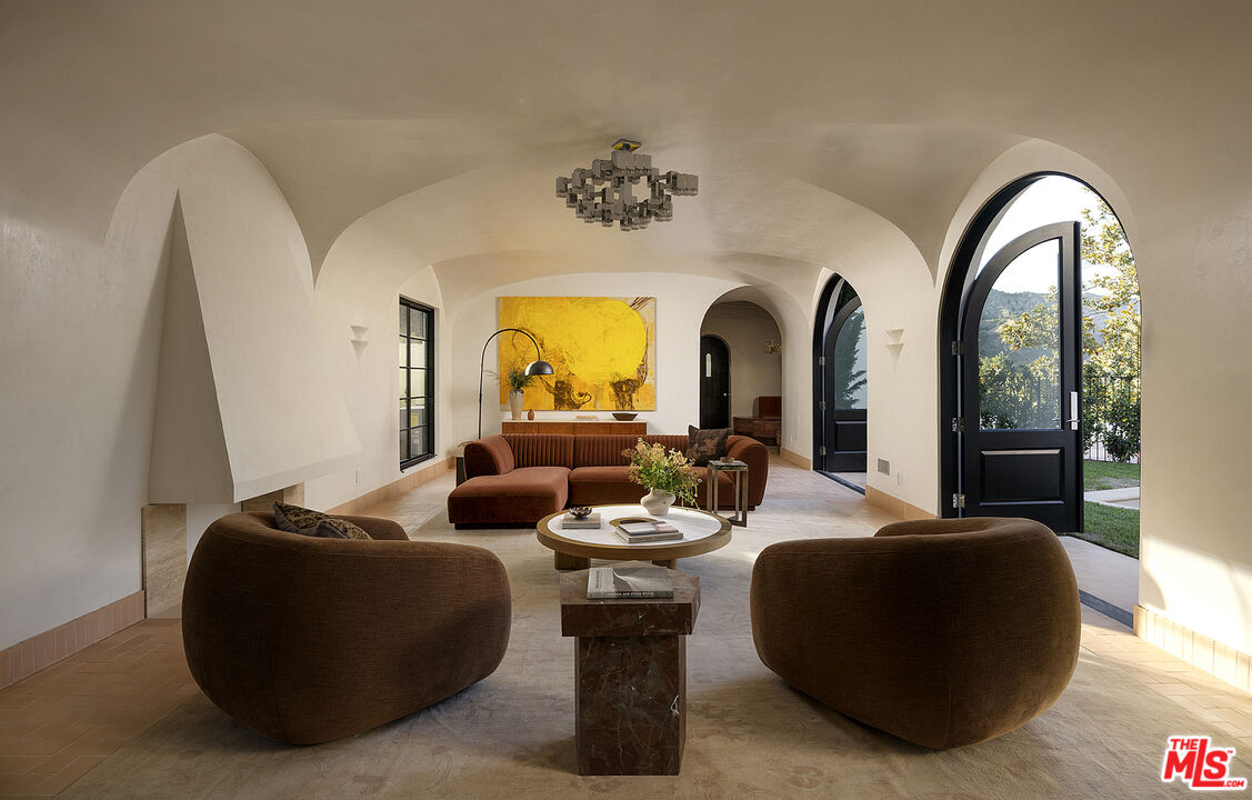 MLS #25549641 image #1