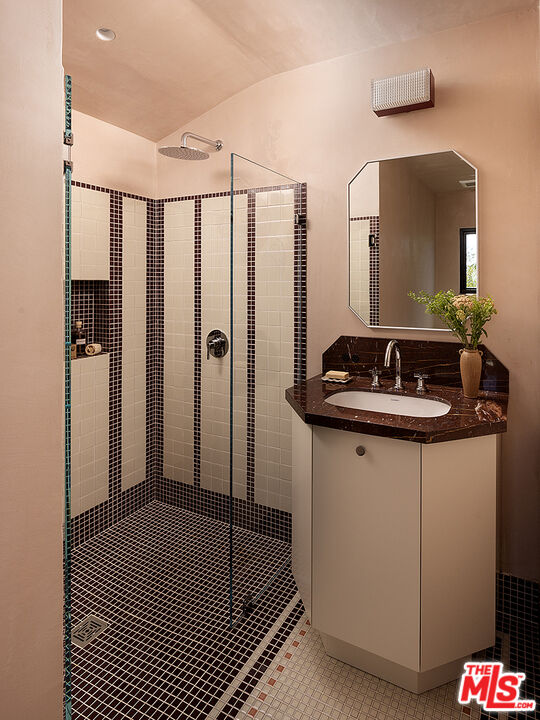 MLS #25549641 image #32