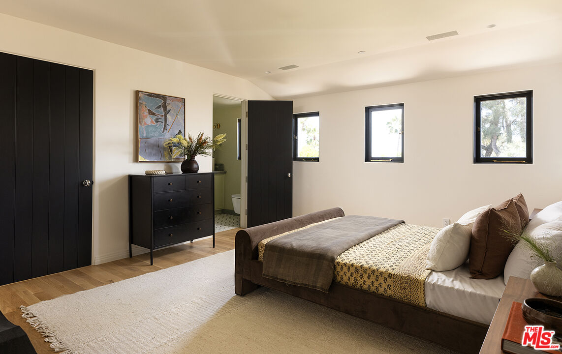 MLS #25549641 image #33