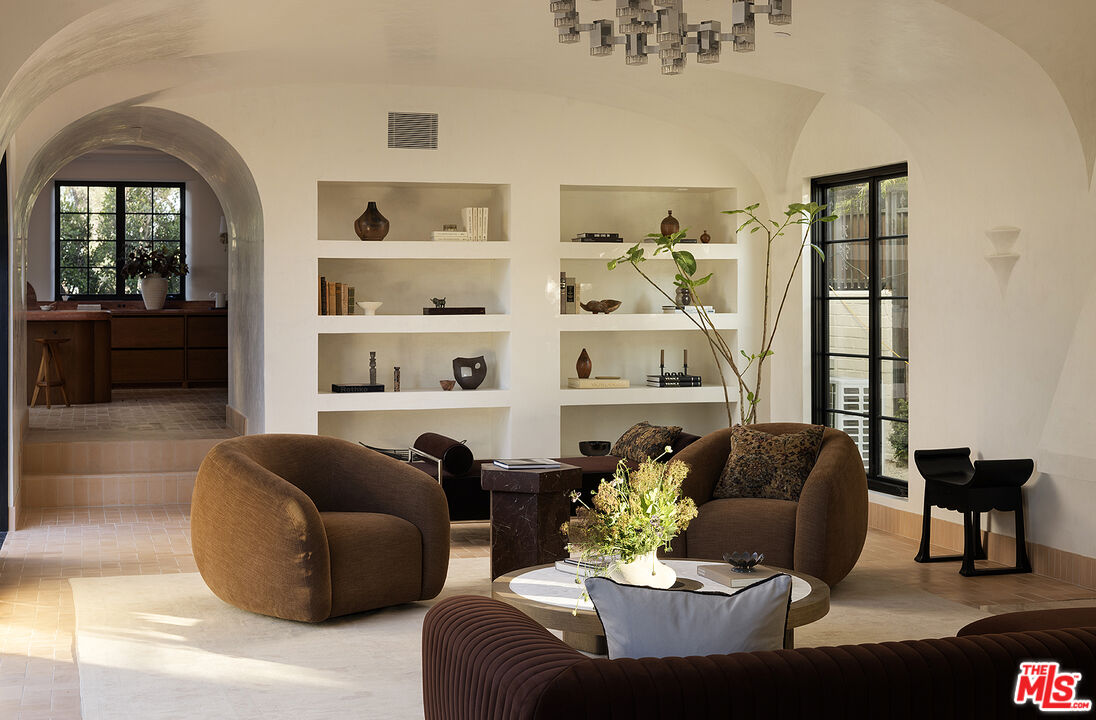 MLS #25549641 image #3