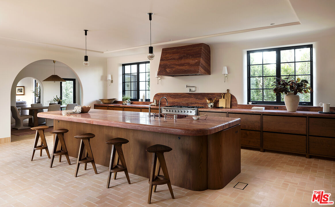 MLS #25549641 image #8