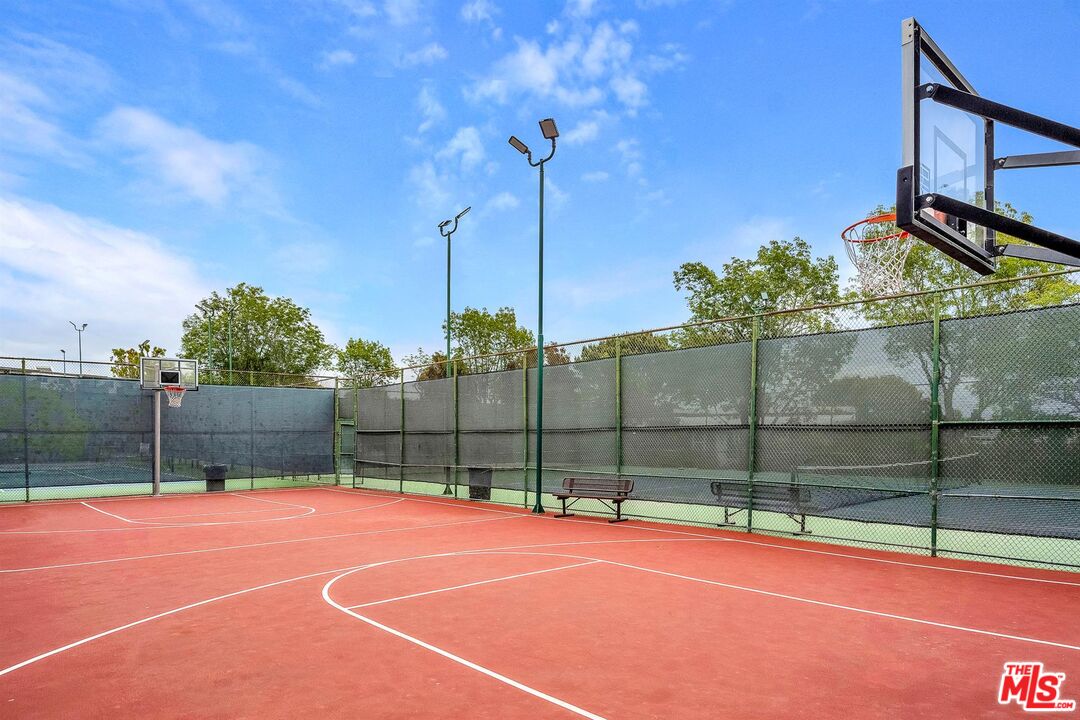 MLS #25549703 image #19