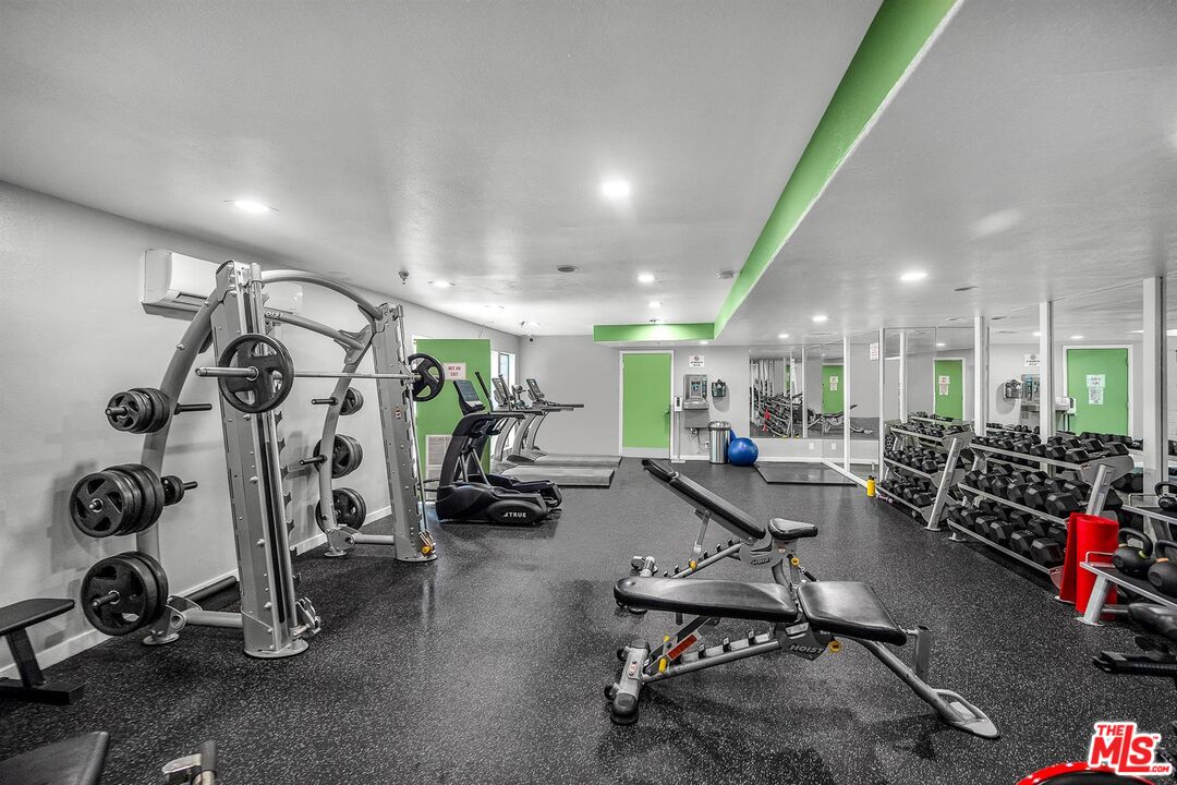 MLS #25549703 image #24