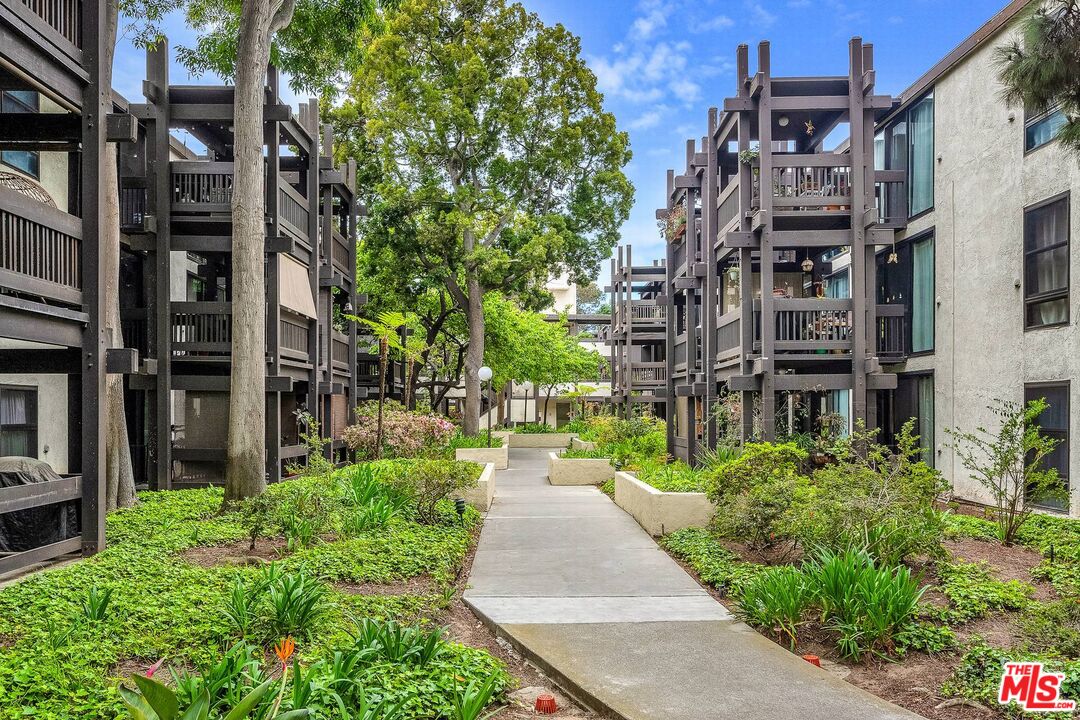 MLS #25549703 image #26