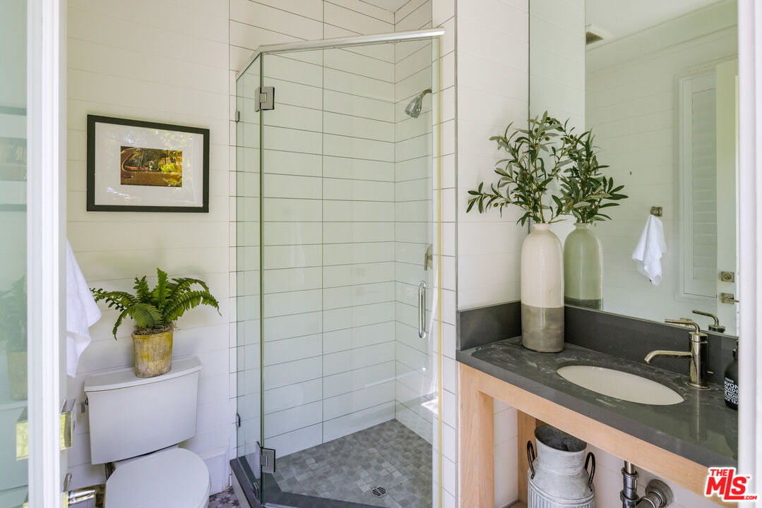 MLS #25549975 image #28