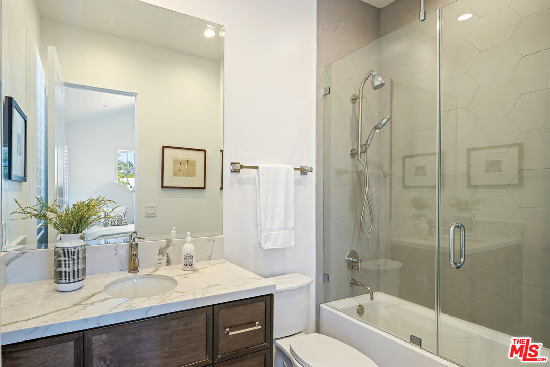 MLS #25549975 image #45